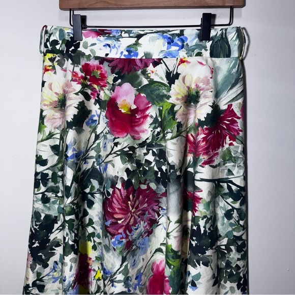 Zara Floral Print Midi Skirt Multi colour - Size Large - Bloggers favorite - Picture 6 of 11
